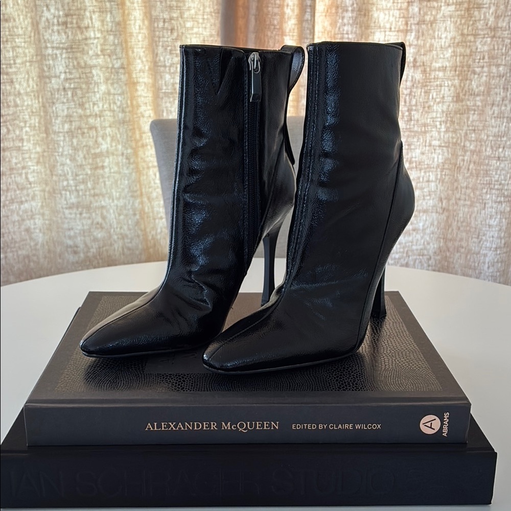 Zara - Elegant Black Leather Ankle Boots